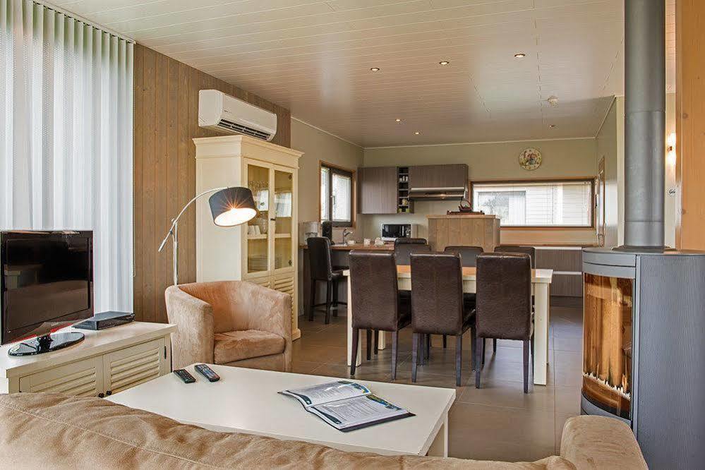 Golden Lakes Village Ardennes Boussu-lez-Walcourt Ngoại thất bức ảnh