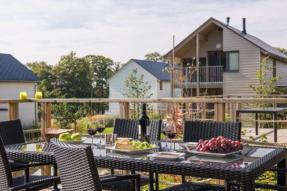 Golden Lakes Village Ardennes Boussu-lez-Walcourt Ngoại thất bức ảnh